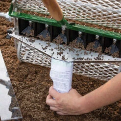 Six-Row Seeder, Second Edition -Veggie Patch 06758 05 six row